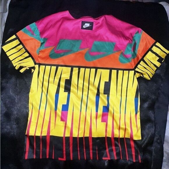 Nike Sportswear Nike Sportswear Logo T-shirt Multicolor size small, Oversized - Picture 11 of 11
